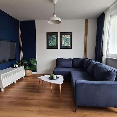 Sloneczny Apartament W Centrum Gdyni 2 Pokojowy Гдиня Екстер'єр фото